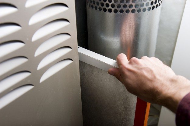 Guide To Changing Your HVAC System's Furnace Filter